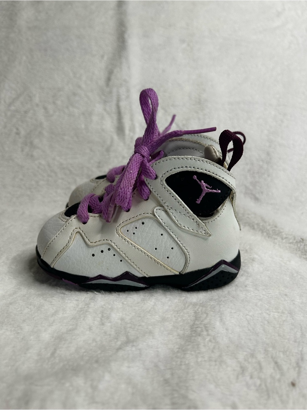 Air Jordan 7 Retro ‘Fuschia Glow’ White Leather Toddler size 4c